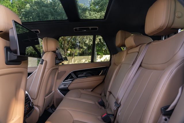 2025 Land Rover Range Rover P530 SE SWB - 22940729 - 19