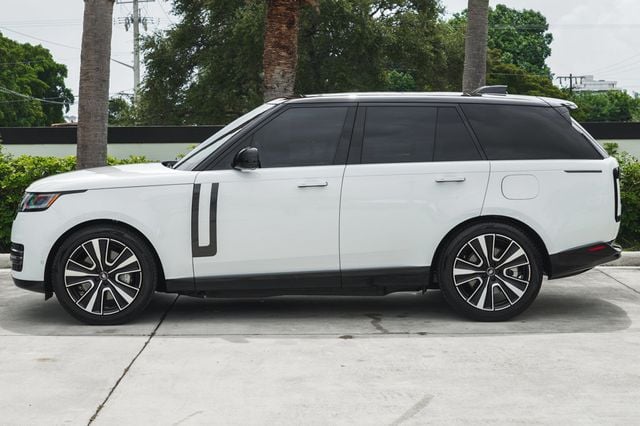 2025 Land Rover Range Rover P550e SE SWB - 22887271 - 2