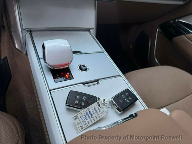 2025 Land Rover Range Rover P615 SV LWB - 22940866 - 44