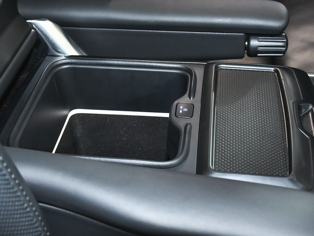 2025 Land Rover Range Rover SE photo 56