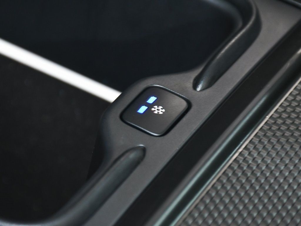 2025 Land Rover Range Rover SE photo 57