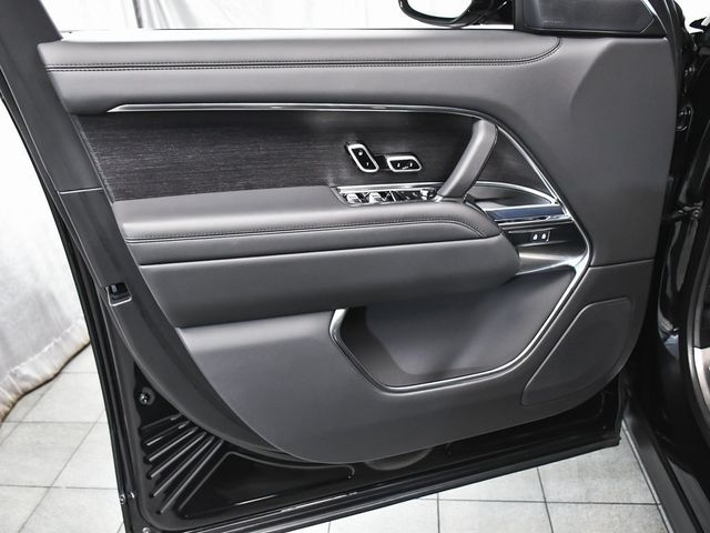 2025 Land Rover Range Rover SE - 22851271 - 8