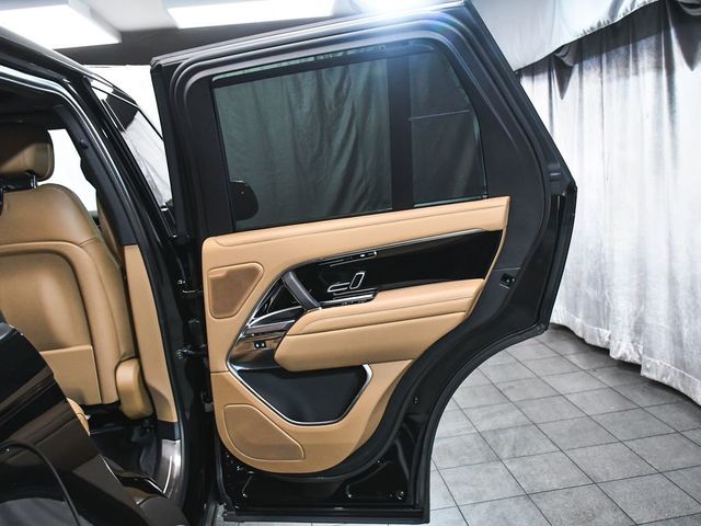2025 Land Rover Range Rover SE - 23041285 - 16