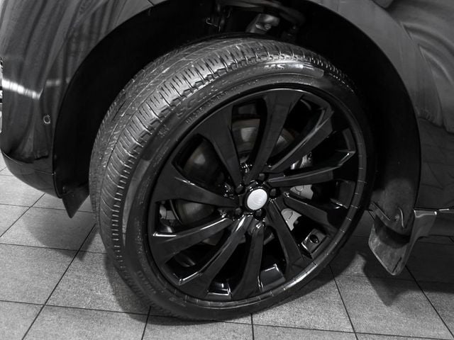 2025 Land Rover Range Rover SE - 23041285 - 6