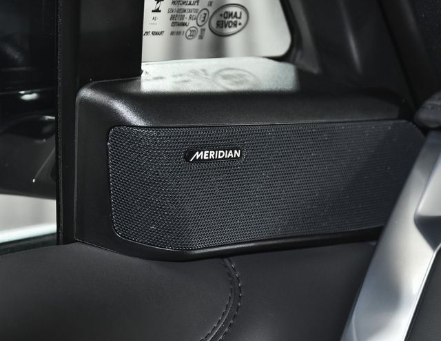 2025 Land Rover Range Rover Plug-In Hybrid SE - 22956607 - 39