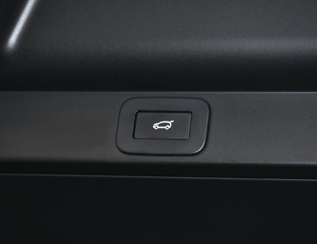 2025 Land Rover Range Rover Plug-In Hybrid SE - 22956607 - 70