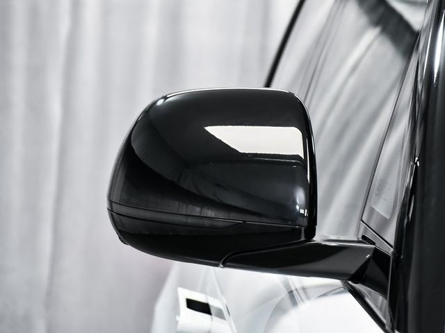 2025 Land Rover Range Rover Plug-In Hybrid SE - 22956607 - 76