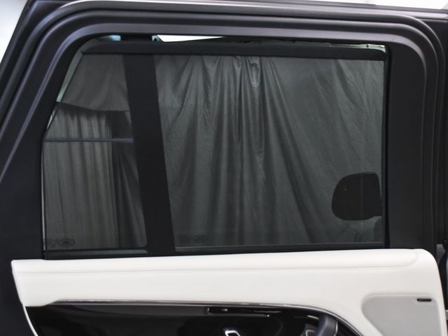 2025 Land Rover Range Rover Plug-In Hybrid SE - 22956647 - 14