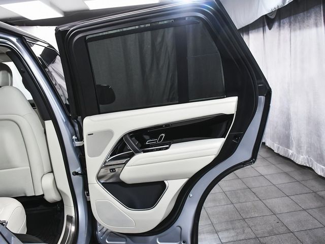 2025 Land Rover Range Rover Plug-In Hybrid SE - 22956647 - 17