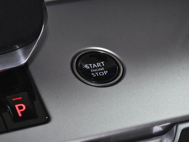 2025 Land Rover Range Rover Plug-In Hybrid SE - 22956647 - 43