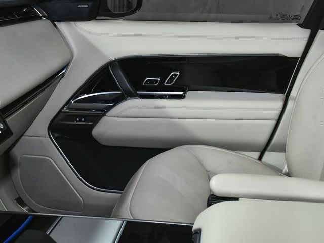 2025 Land Rover Range Rover Plug-In Hybrid SE - 22956647 - 59