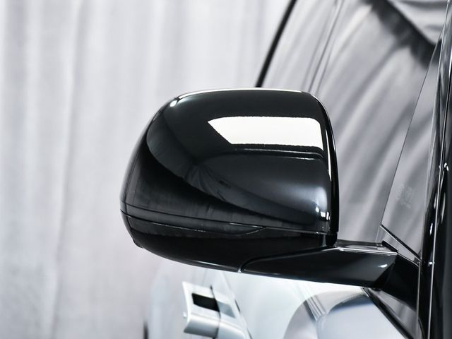 2025 Land Rover Range Rover Plug-In Hybrid SE - 22956647 - 81