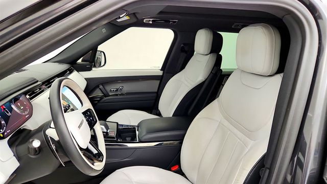 2025 Land Rover Range Rover Sport P460 PHEV Dynamic SE w/ Satin Protective Film - 23079631 - 11