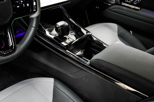 2025 Land Rover Range Rover Sport P635 SV Edition Two - 22998142 - 20