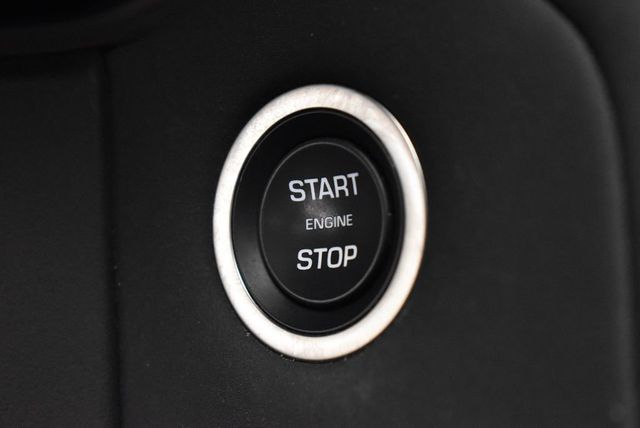 2025 Land Rover Range Rover Velar P250 Dynamic SE - 23005846 - 16