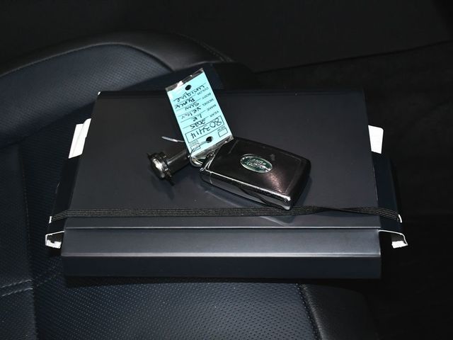 2025 Land Rover Range Rover Velar S - 22990824 - 61