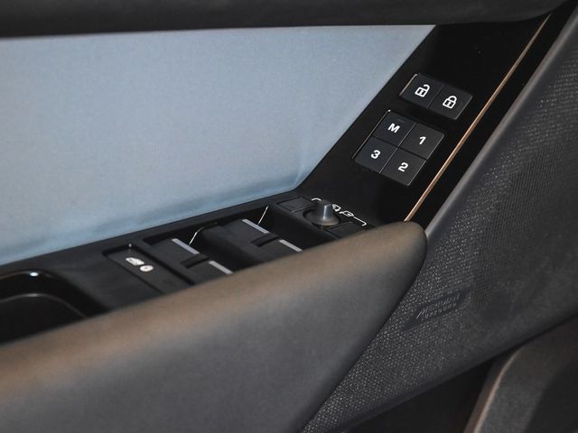 2025 Land Rover Range Rover Velar S - 22906401 - 8