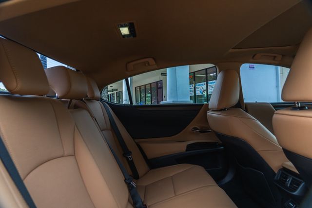 2025 Lexus ES ES 300h FWD - 23092060 - 23