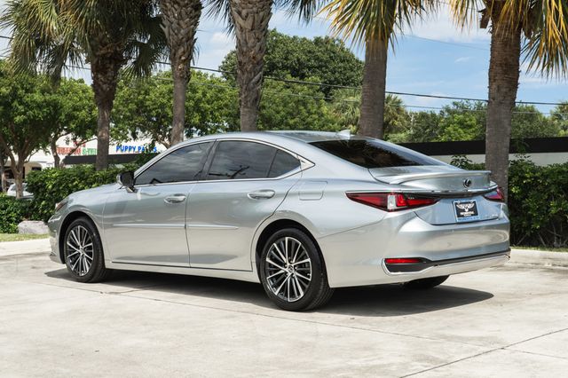 2025 Lexus ES ES 300h FWD - 23092060 - 3