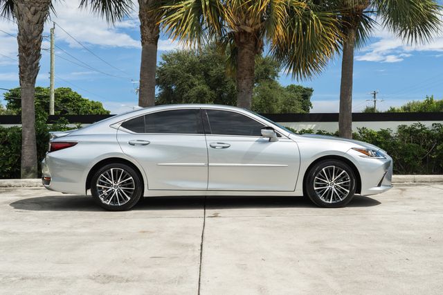 2025 Lexus ES ES 300h FWD - 23092060 - 8