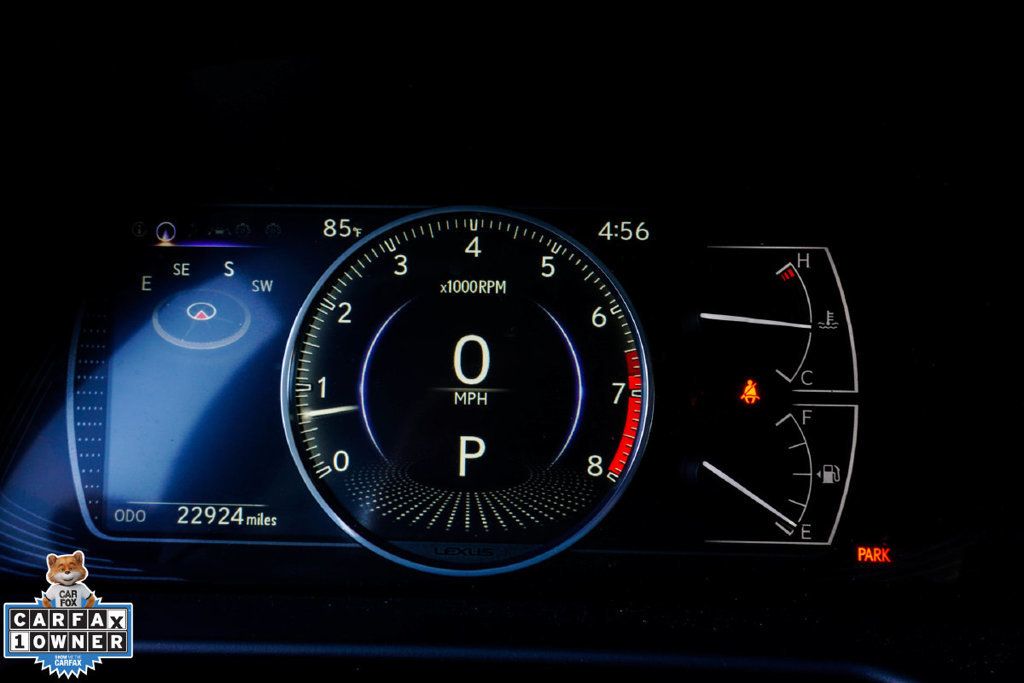 Lexus ES photo 27