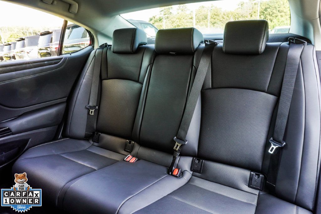 Lexus ES photo 37