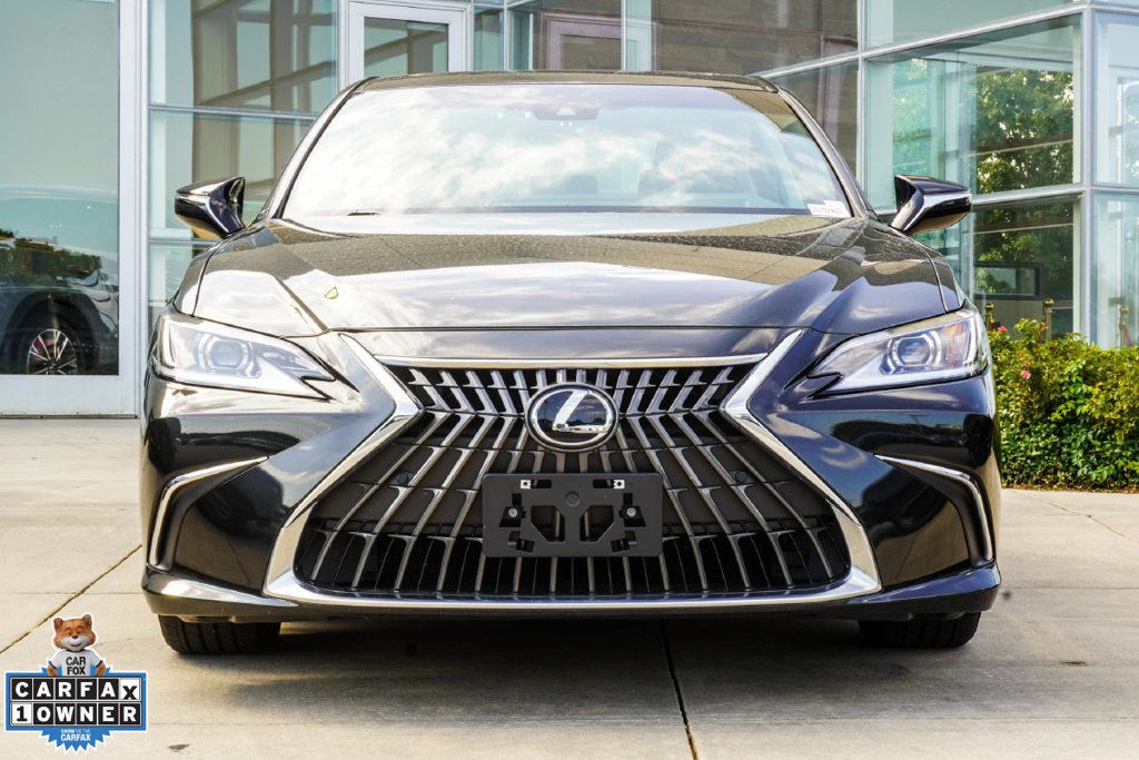 Lexus ES photo 7