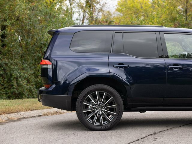 2025 Lexus GX GX550 Luxury+, Cold Area Pack, Head-Up Display, 3rd Row Seating - 22938042 - 9