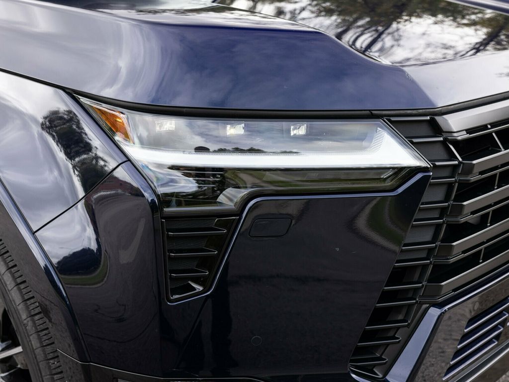 2025 Lexus GX GX550 Luxury+, Cold Area Pack, Head-Up Display, 3rd Row Seating - 22938042 - 17