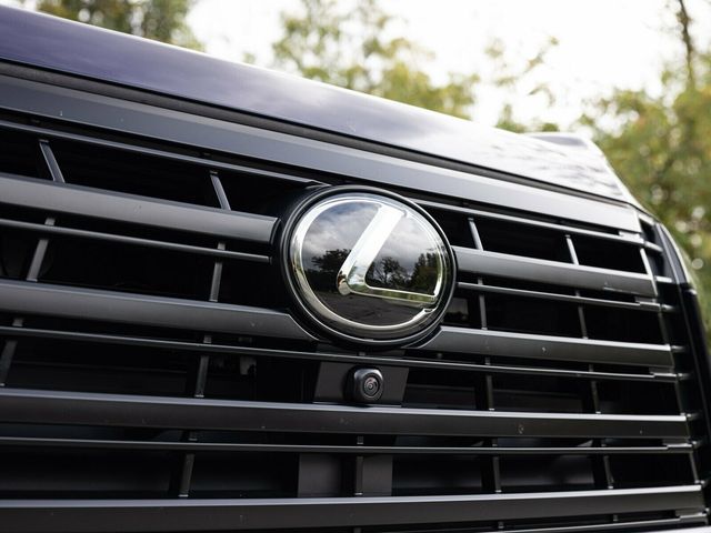 2025 Lexus GX GX550 Luxury+, Cold Area Pack, Head-Up Display, 3rd Row Seating - 22938042 - 18