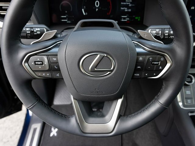 2025 Lexus GX GX550 Luxury+, Cold Area Pack, Head-Up Display, 3rd Row Seating - 22938042 - 32