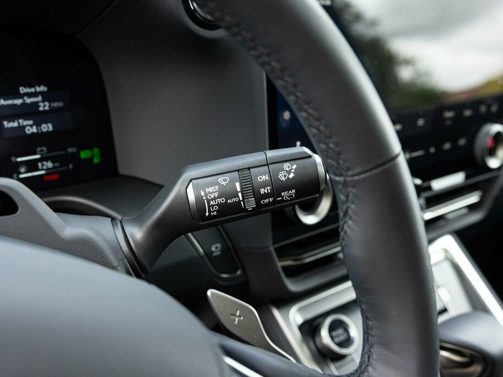 2025 Lexus GX GX550 Luxury+, Cold Area Pack, Head-Up Display, 3rd Row Seating - 22938042 - 35