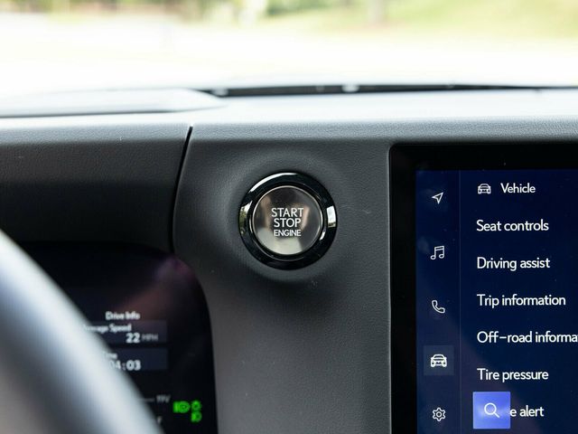 2025 Lexus GX GX550 Luxury+, Cold Area Pack, Head-Up Display, 3rd Row Seating - 22938042 - 36