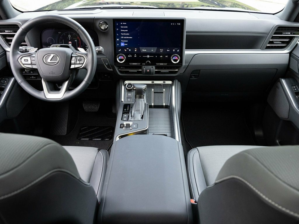 2025 Lexus GX GX550 Luxury+, Cold Area Pack, Head-Up Display, 3rd Row Seating - 22938042 - 51