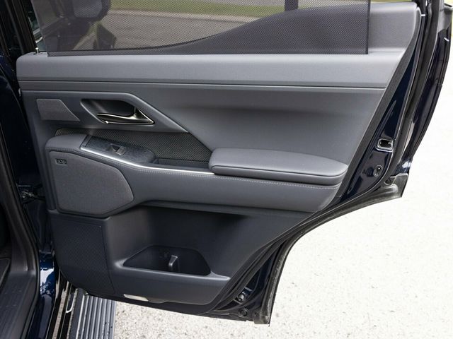 2025 Lexus GX GX550 Luxury+, Cold Area Pack, Head-Up Display, 3rd Row Seating - 22938042 - 68