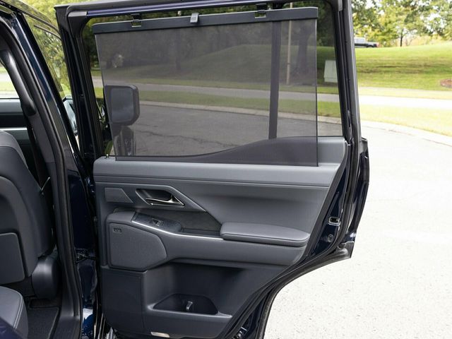 2025 Lexus GX GX550 Luxury+, Cold Area Pack, Head-Up Display, 3rd Row Seating - 22938042 - 69