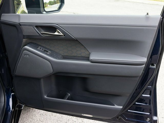 2025 Lexus GX GX550 Luxury+, Cold Area Pack, Head-Up Display, 3rd Row Seating - 22938042 - 72