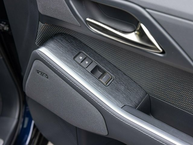 2025 Lexus GX GX550 Luxury+, Cold Area Pack, Head-Up Display, 3rd Row Seating - 22938042 - 73