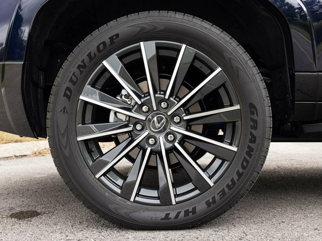 2025 Lexus GX GX550 Luxury+, Cold Area Pack, Head-Up Display, 3rd Row Seating - 22938042 - 81