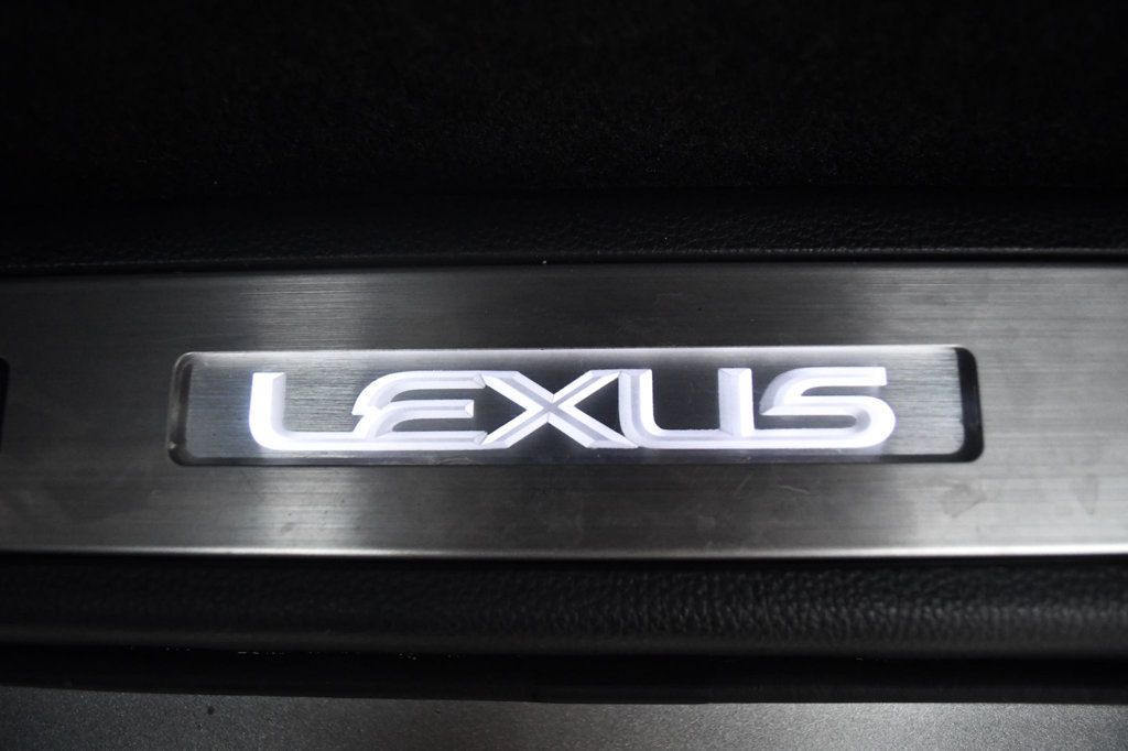 Lexus GX photo 18
