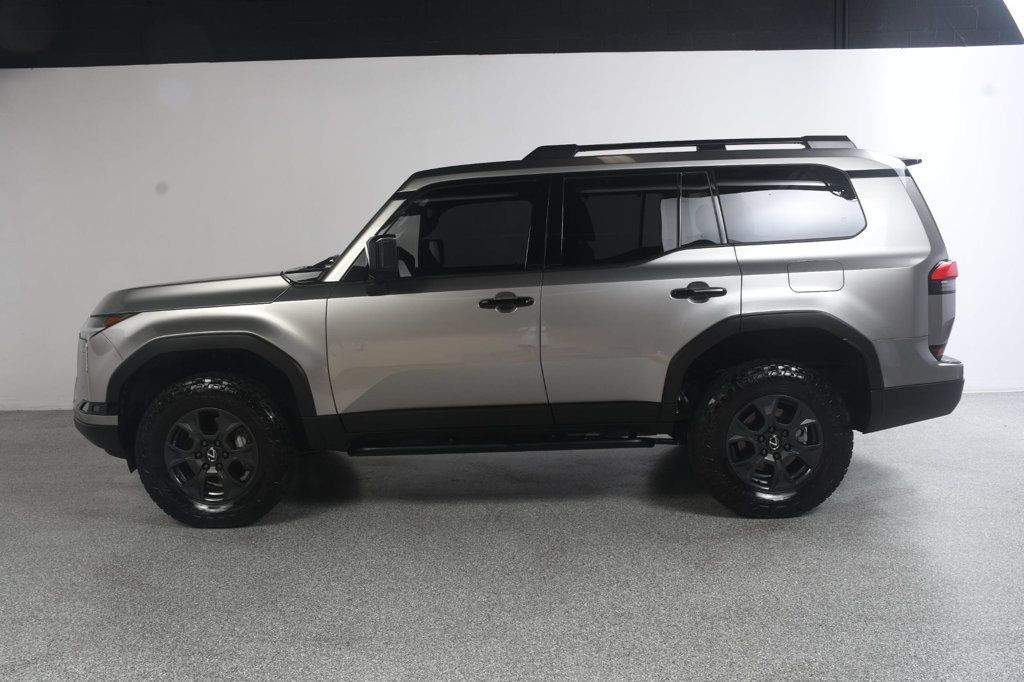Lexus GX photo 4