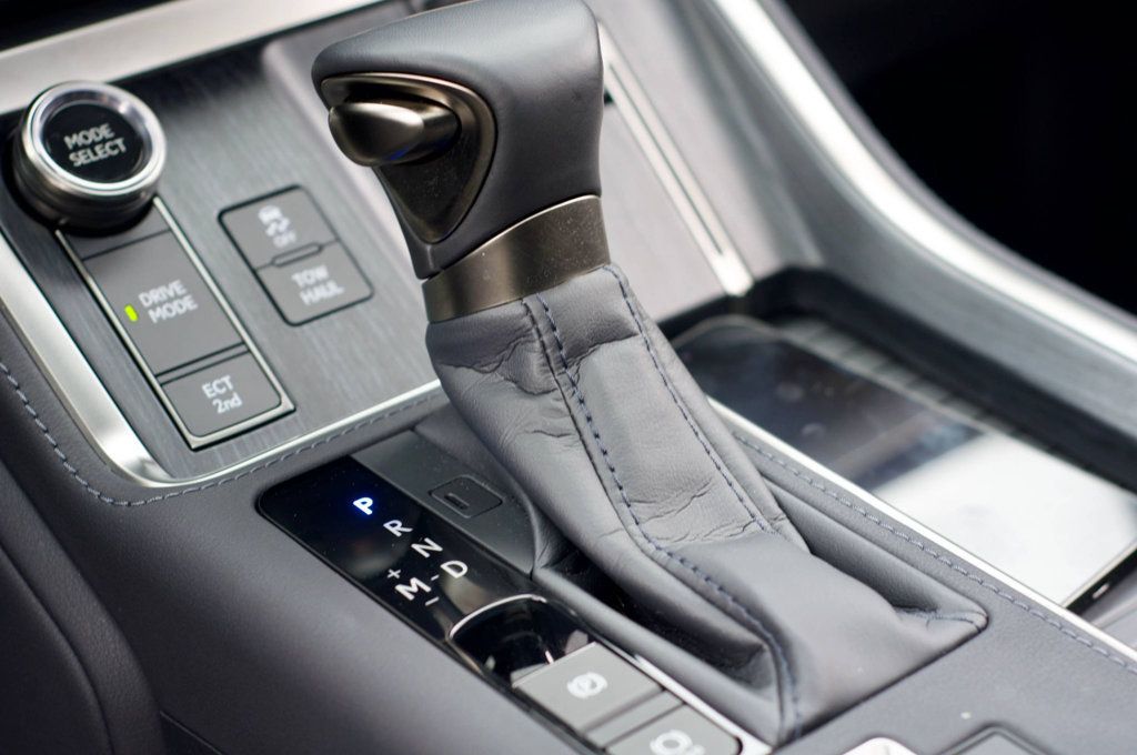 2025 Lexus GX Local TradePremiumPlus/TrafficAssist/ColdAreaPkg/HeadUpDisplay - 22985248 - 23