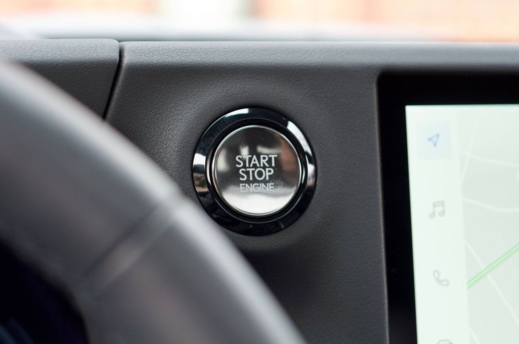 2025 Lexus GX Local TradePremiumPlus/TrafficAssist/ColdAreaPkg/HeadUpDisplay - 22985248 - 24