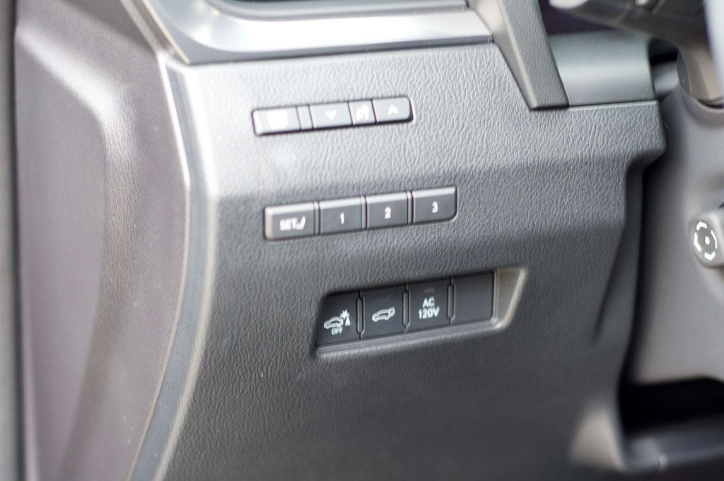 2025 Lexus GX Local TradePremiumPlus/TrafficAssist/ColdAreaPkg/HeadUpDisplay - 22985248 - 29