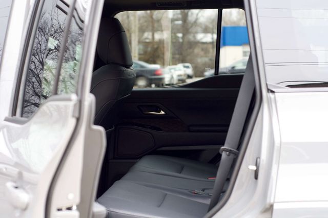 2025 Lexus GX Local TradePremiumPlus/TrafficAssist/ColdAreaPkg/HeadUpDisplay - 22985248 - 36