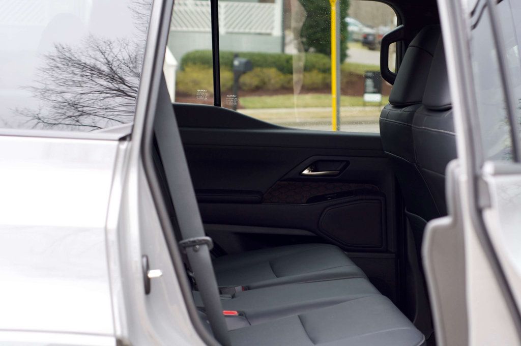 2025 Lexus GX Local TradePremiumPlus/TrafficAssist/ColdAreaPkg/HeadUpDisplay - 22985248 - 39