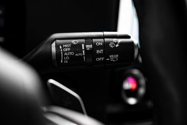 2025 Lexus GX Luxury+/2ndRowCaptains/Heated&CooledSeats/HeadsUpDisplay/NAV - 23069618 - 26