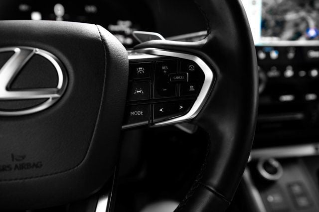 2025 Lexus GX Luxury+/2ndRowCaptains/Heated&CooledSeats/HeadsUpDisplay/NAV - 23069618 - 30