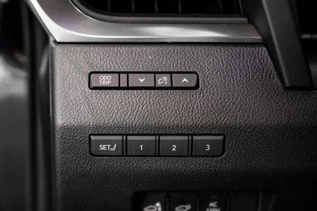 2025 Lexus GX Luxury+/2ndRowCaptains/Heated&CooledSeats/HeadsUpDisplay/NAV - 23069618 - 33
