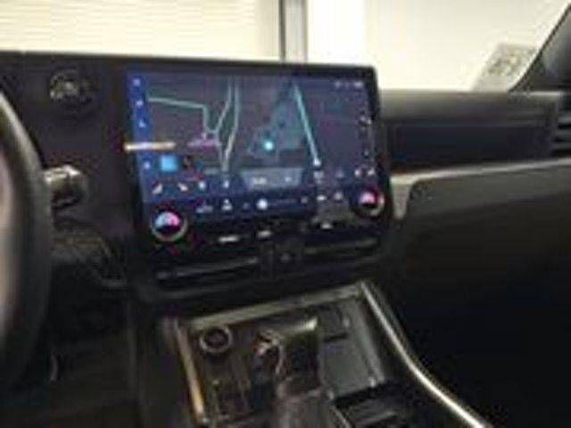 2025 Lexus GX Luxury Plus Pkg/Heated& Cooled Massaging Seats/Heads Up Display - 22935483 - 7